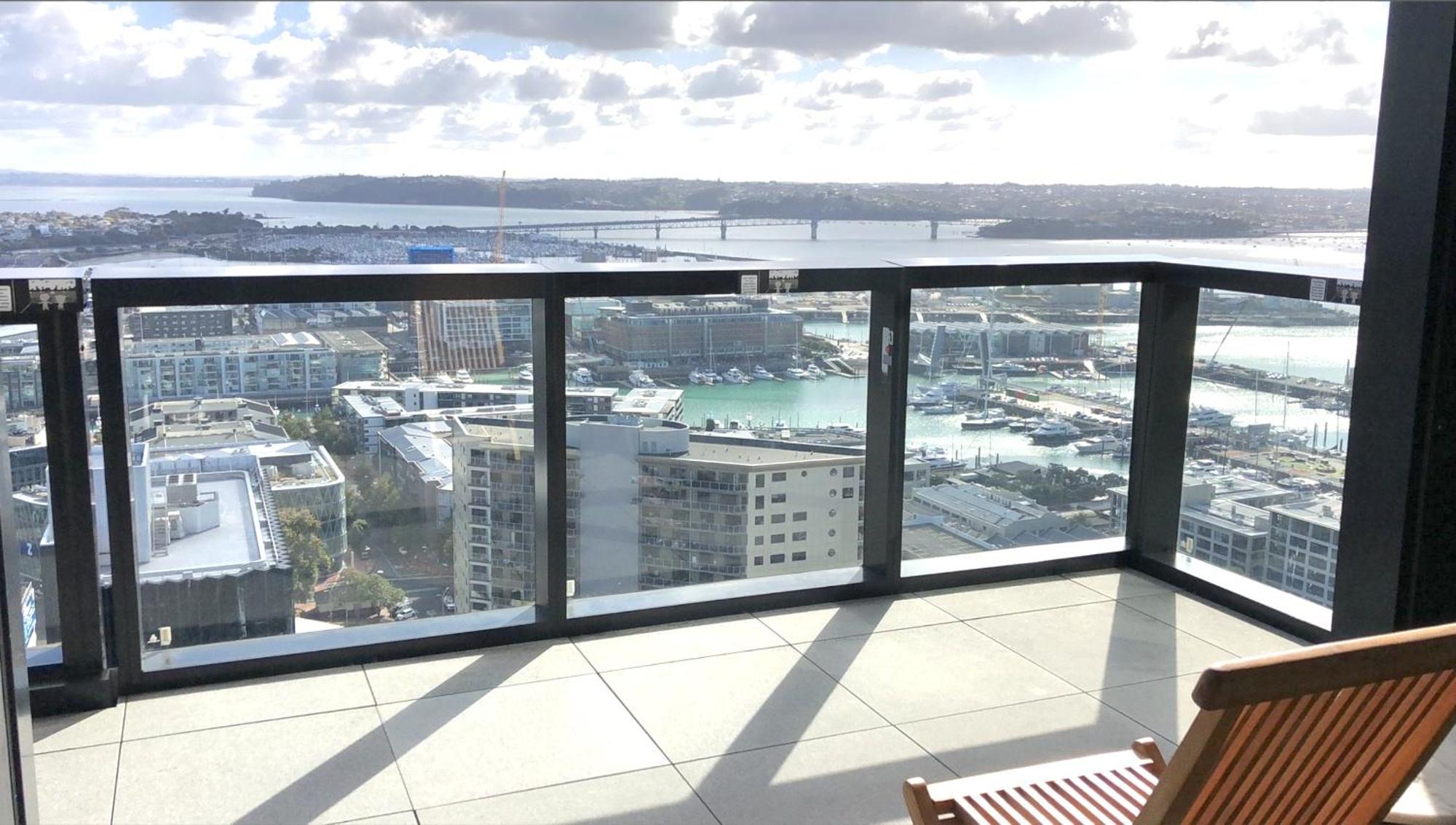 Magnificent Harbour View Skytower View Apartment In Cbd Auckland Esterno foto