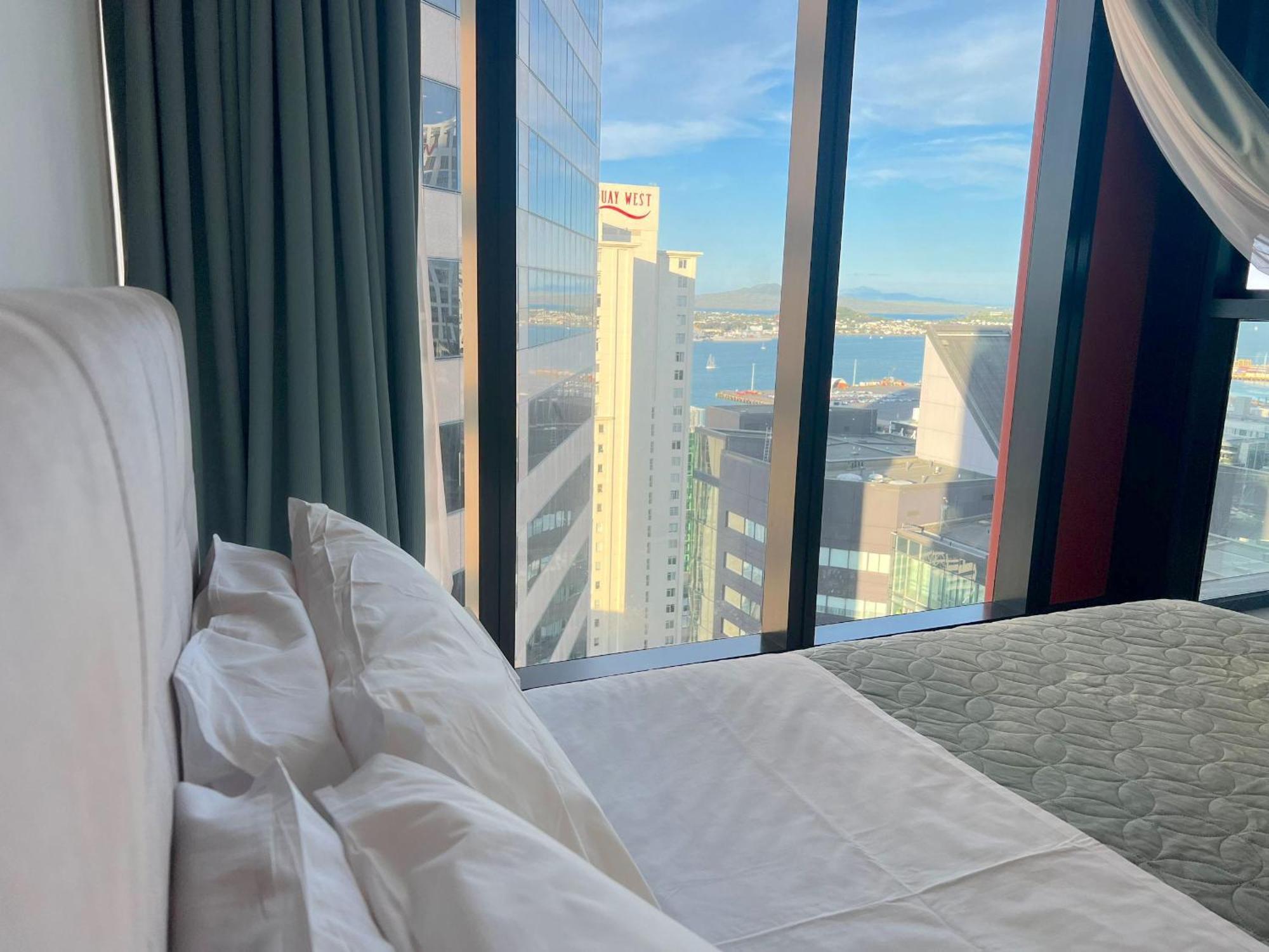 Magnificent Harbour View Skytower View Apartment In Cbd Auckland Esterno foto