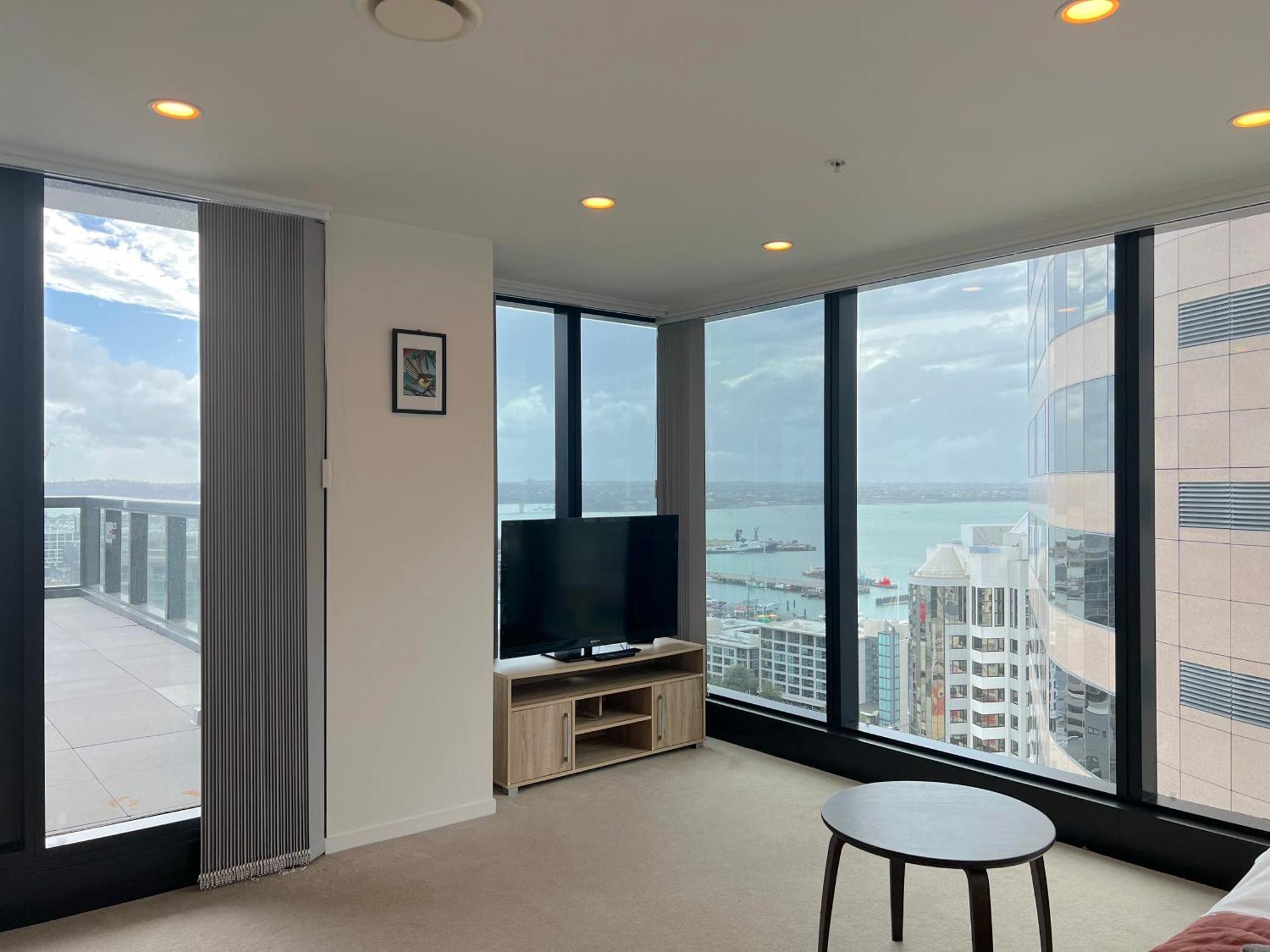 Magnificent Harbour View Skytower View Apartment In Cbd Auckland Esterno foto